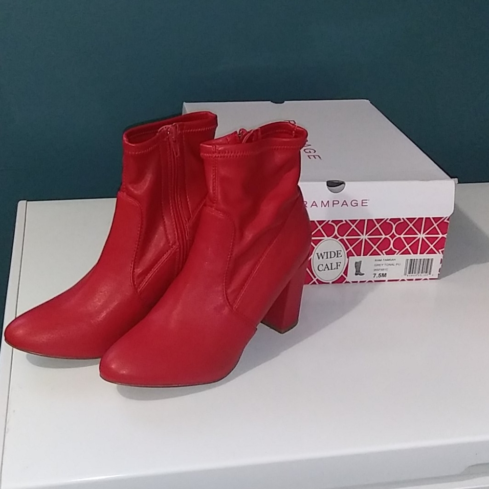 Women's boots